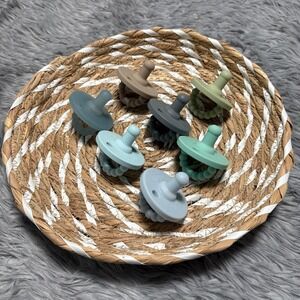 Ryan & Rose Stage 1 Pacifier Bundle Neutral Colors Soothing Baby Boy Infant